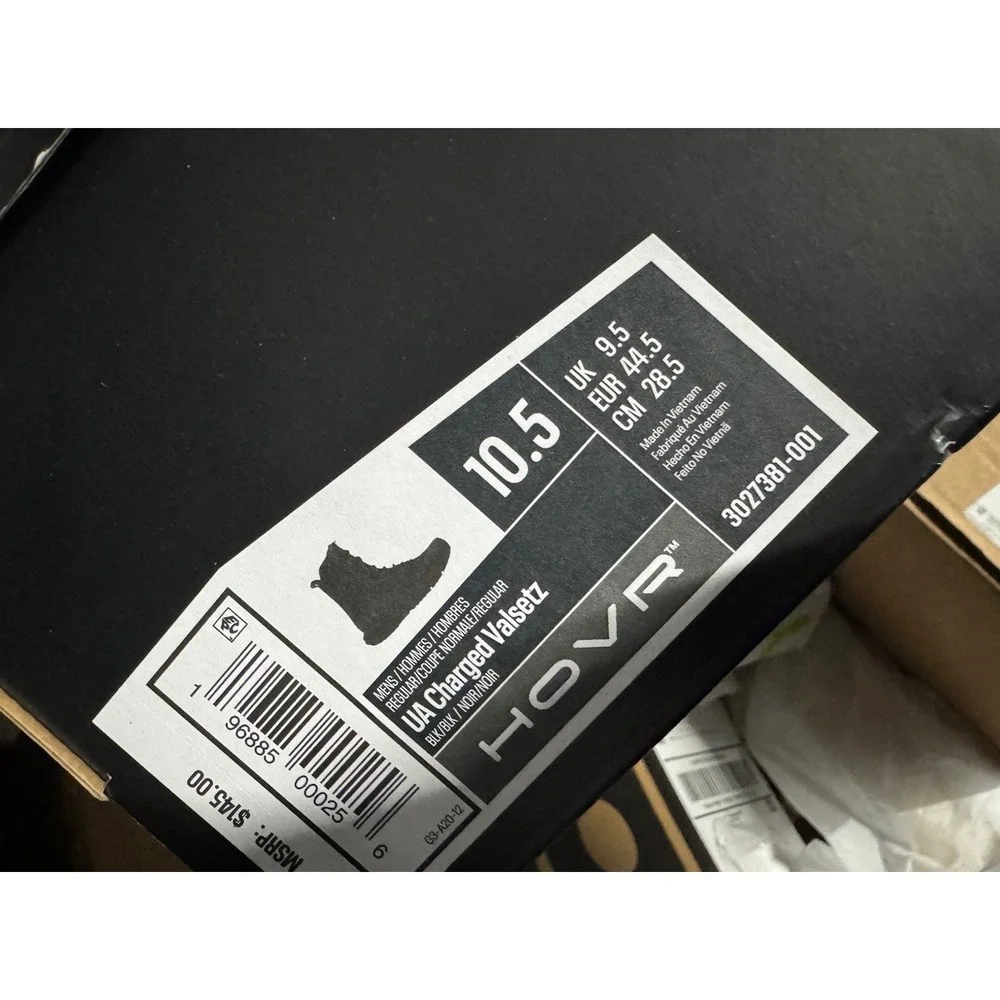 Under Armour 3027383 Men UA Charged Valsetz 8